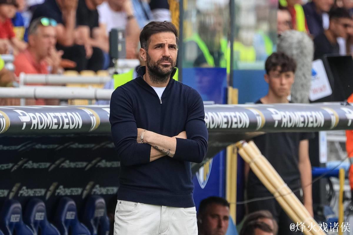 阿拉维斯名宿：阿隆索是一位优秀的教练，希望皇马不要解雇他